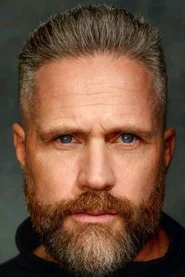 Photo of Spencer Collings as Carter Harris