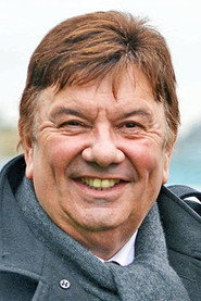 Photo of Des Lee as Self