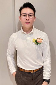 Photo of 何家豪 as 謝毅忠