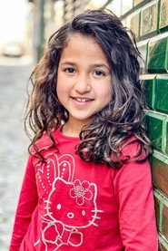 Photo of Melissa Matos as Guidinha