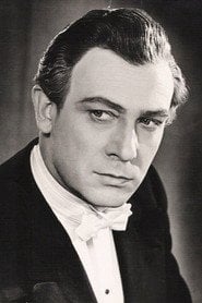 Photo of Anatoliy Larionov as Chandler