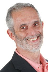 Photo of Eduardo Burlé as Papá de Nacho