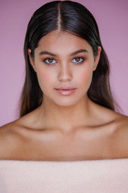 Photo of Alexa Curtis as Taylor Young