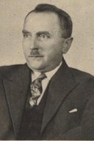 Photo of Joseph Delmont as Dirk de Vaat