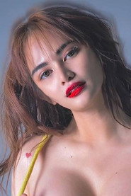 Photo of Amanda Avecilla as Dream Sequence Girl 1
