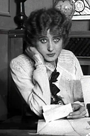 Photo of Suzanne Delvé as Yvonne Delys