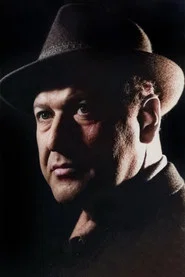 Photo of Cüneyt Gökçer as Hazreti Ömer