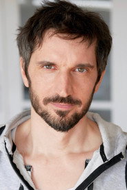 Photo of Yannick Rosset as M. Valentin
