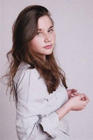 Photo of Mathilde Blache as Copine de Julie