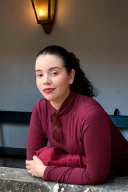 Photo of Yasmin Ramos as Alice