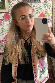 Photo of Lilou Audain as Self : High school student