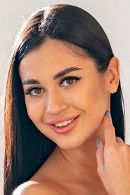 Photo of Victoria Mur
