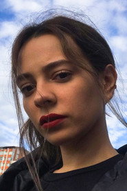 Photo of Elif Sayraç as Aysel