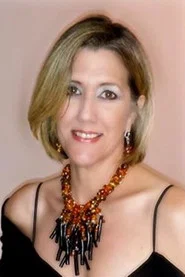 Photo of Mirelsa Modestti as Herself