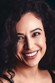 Photo of Asma Oueslati as Amna