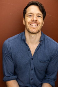 Photo of Matt Clark as Peter Auburn