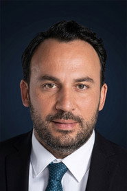 Photo of Ferit Aktuğ as Genco