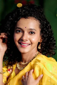 Photo of Prajakta Parab as Mukta Salgaonkar