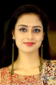 Photo of Vedieka Dutt as Lisa Varma