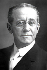 Photo of William H. Crane as Nicholas Van Alstyne