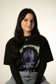Photo of Laura Pardo as Julia