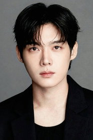 Photo of Yoon Do-gun as Ju Tae-seon