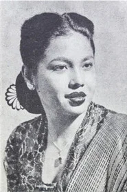 Photo of Dhalia as Mbok Mirah