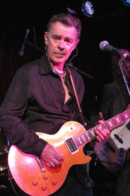 Photo of John Turnbull as Guitar