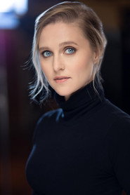 Photo of Jenna Hill as Betty
