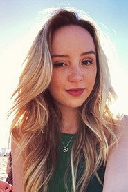 Photo of Dicle Ozcer as Tracy