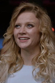 Photo of Hannah Tullett as Devon