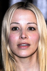 Photo of Vivienne Harvey as Lucy