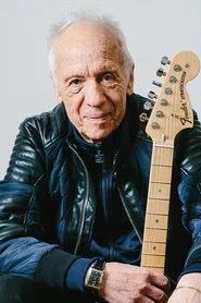 Photo of Robin Trower as Guitar