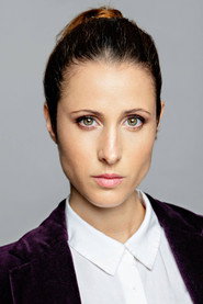 Photo of Lise Gardo as Louise Fox