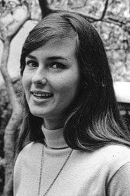 Photo of Helô Pinheiro as Ariadne
