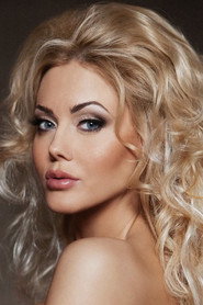 Photo of Irina Hanunik-Rombalskaya as Svetlana
