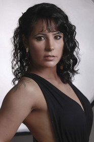 Photo of Aline Queiroz as Vanessa Nunes