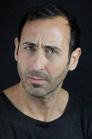 Photo of Víctor Benjumea as Hombre de la barca