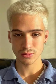 Photo of João Guilherme Ávila as Nando