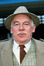 Photo of Arthur Pentelow as Arthur Eastwood