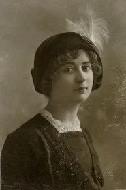 Photo of Cécile Guyon as Claire Lenoir