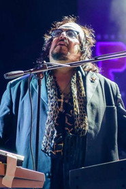 Photo of Teddy Andreadis as Self - Keyboards