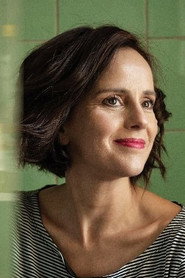 Photo of Inés Bortagaray as Elsa