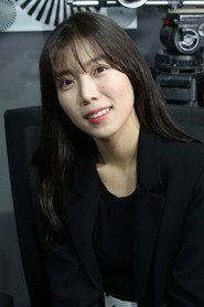 Photo of Park Ji-hye as Yoon Ji