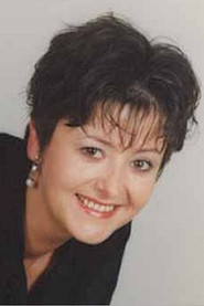 Photo of Joanna Białek as Singer