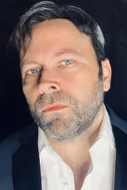 Photo of Angus Benfield as Joe Fortune