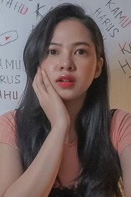 Photo of Gusti Gina as Lyla