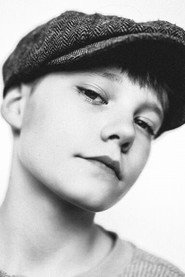 Photo of Lucas Herzog as Max Bergmann