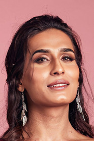 Photo of Alina Khan as Biba