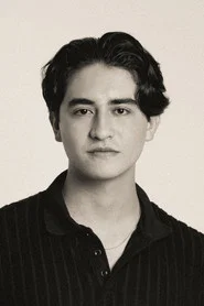 Photo of Leonardo Villegas as El Hombre